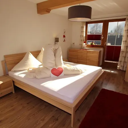 4 Sterne Appartementhotel Zugspitzhof - Mit 2 Schlafzimmer Ehrwald